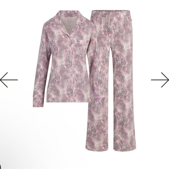 New SKIMS Bloom Mini Multi Animal Patterned Pajama Set - Picture 1 of 3